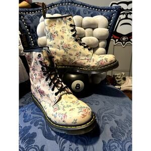 Dr Martens Cream Floral Pascal size 10/EU 42